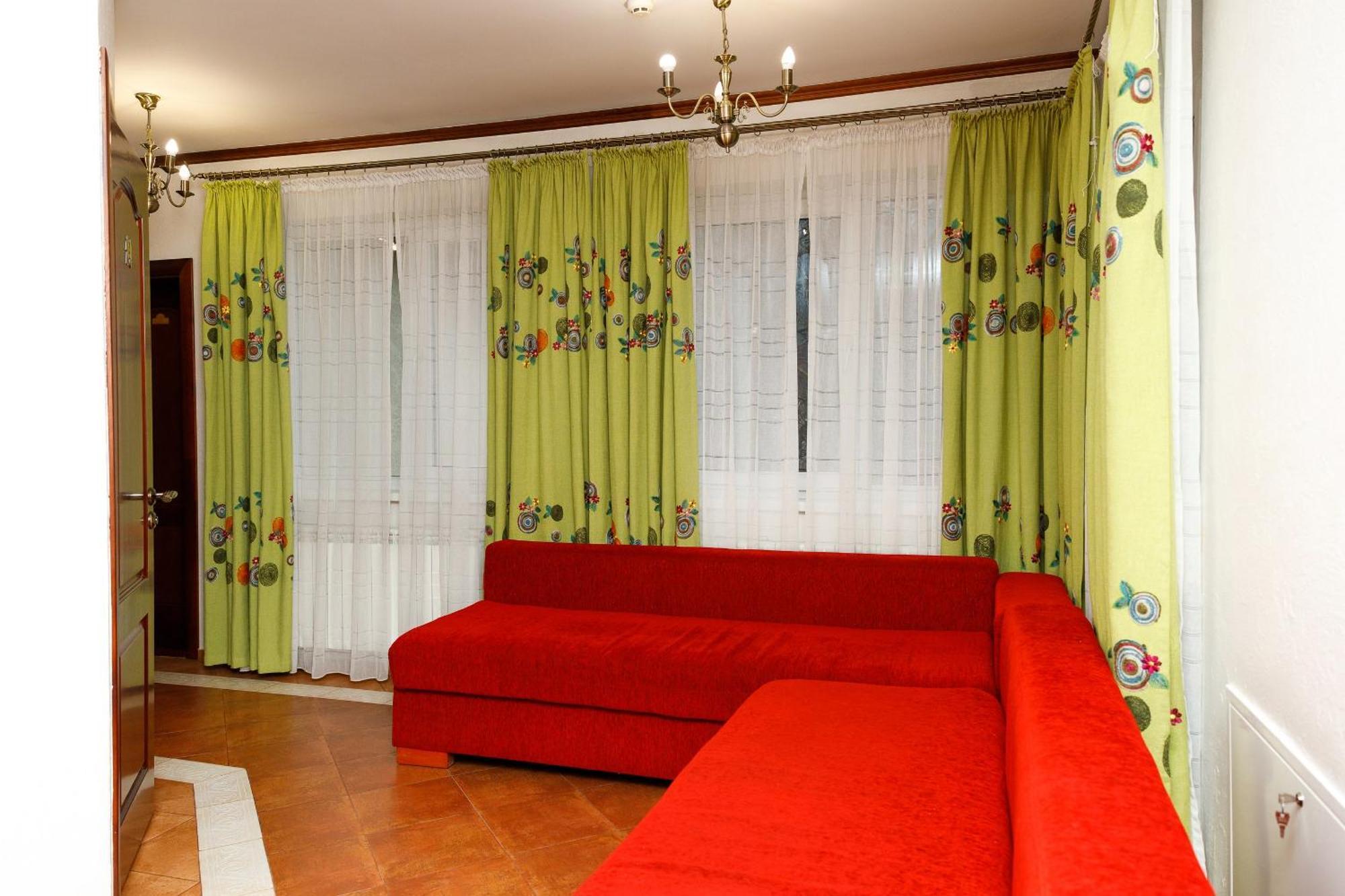 Hotel Gostyniy Dvir Synevir Synewyr Exterior foto